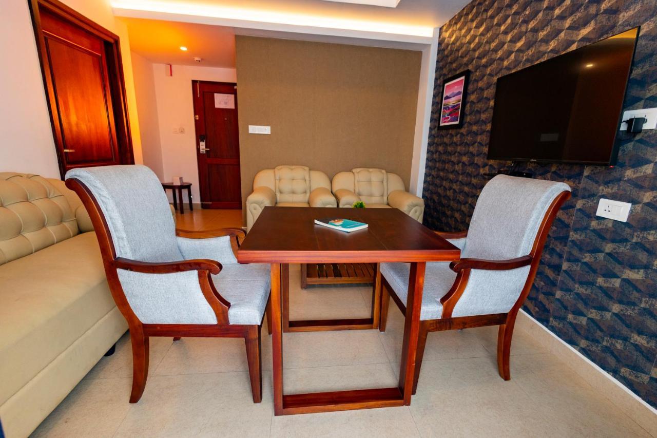 Hotel Dev Residency Thiruvananthapuram Exteriér fotografie