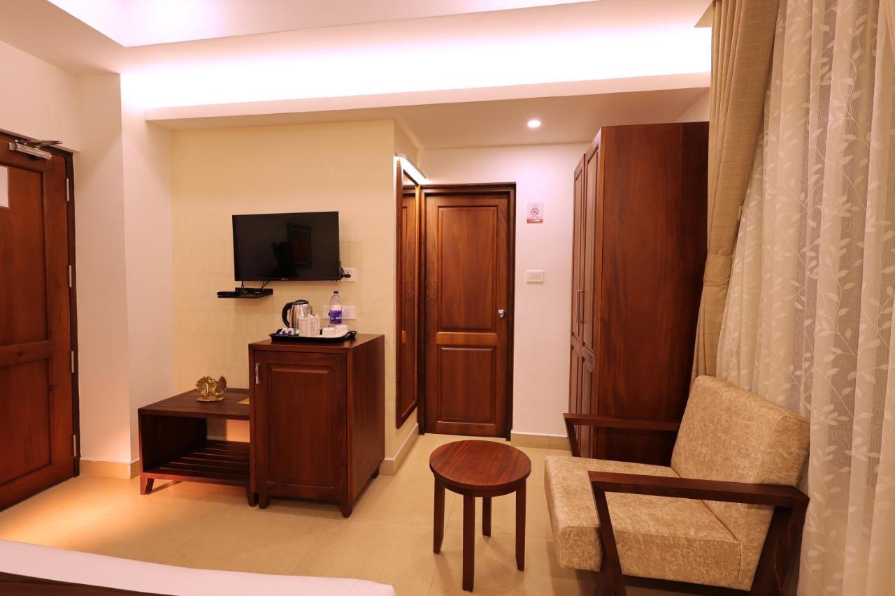 Hotel Dev Residency Thiruvananthapuram Exteriér fotografie