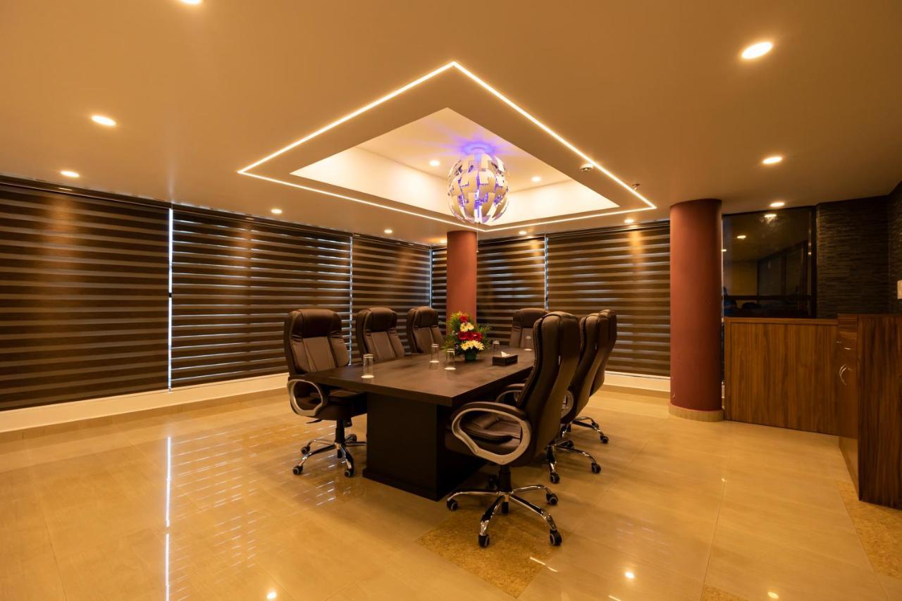 Hotel Dev Residency Thiruvananthapuram Exteriér fotografie